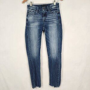 Buckle Women's Skinny Jeans in Faded Blue Wash